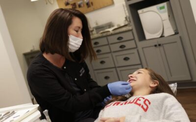 How Do Orthodontists Treat Overbites and Underbites?